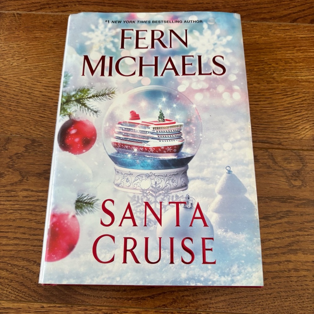 Santa Cruise by: Fern Michaels hardback book